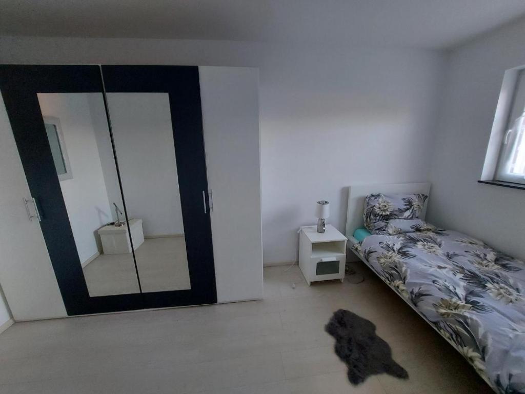Several Different Rooms, Newly Furnished, In A New House In Vichten Extérieur photo